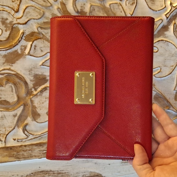 MICHAEL KORS Apple Ipad Mini Red Saffiano Leather Clutch Display Case.  - Picture 2 of 16